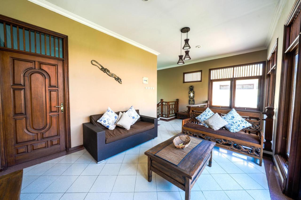 Villa Sanket - Kuta - 6 Bedrooms - 6 Bathrooms - Great Location Exterior foto